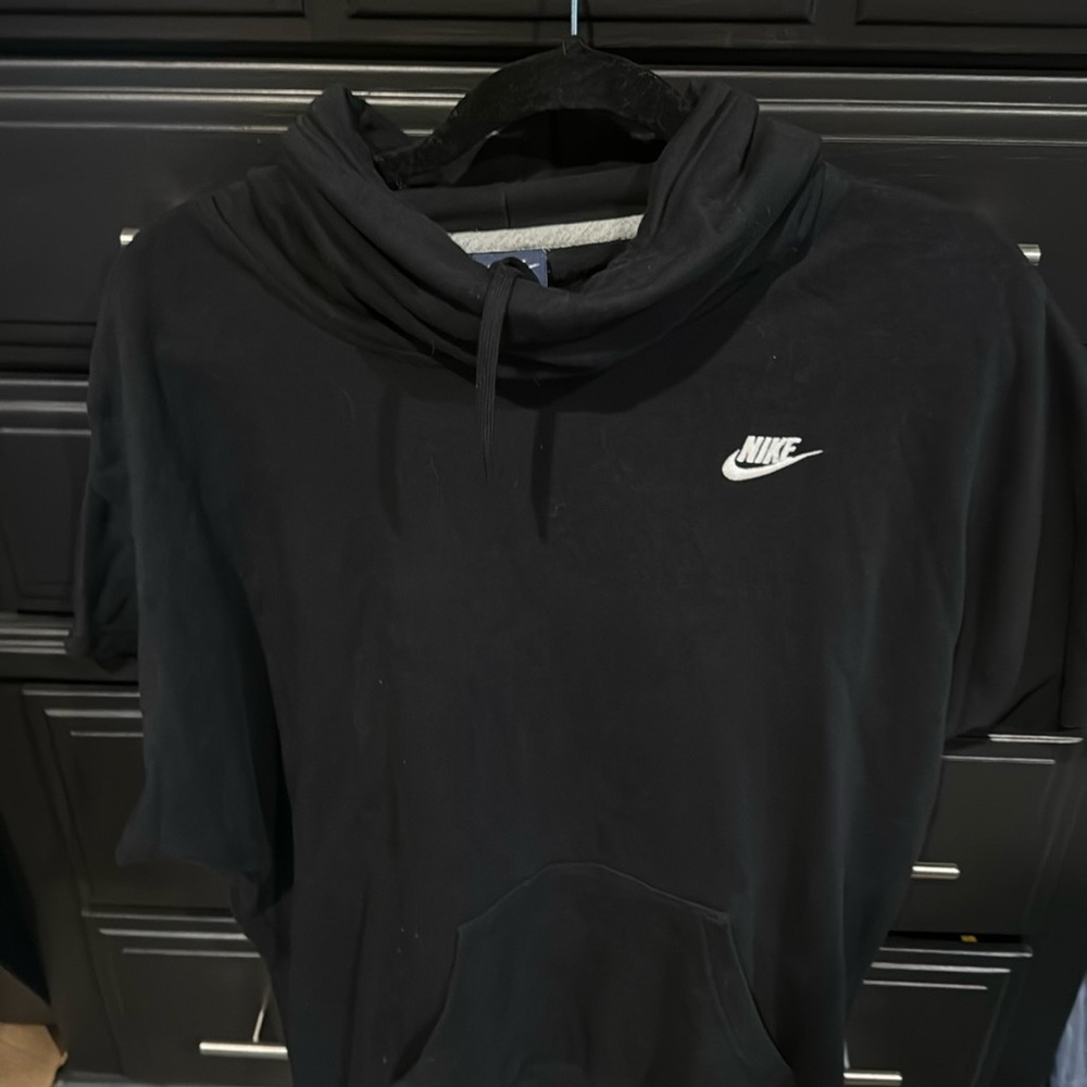 Nike short sleeve workout shirt.